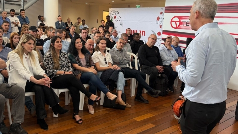 חוגגים פסח 2025 בתבל (9).jpg